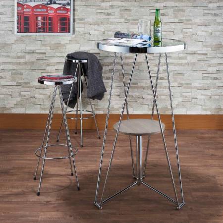 Einzigartiger Stehtisch in Dreiecksform.